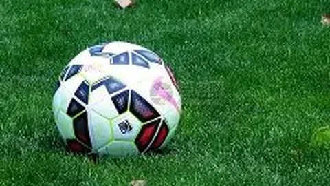 张馨予主持途中不幸扭伤颈部，发文感叹倒霉不已