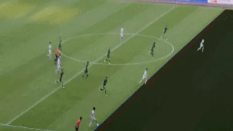 亚冠赛事解析：大乐透专家质合分析，前区十码精准推荐